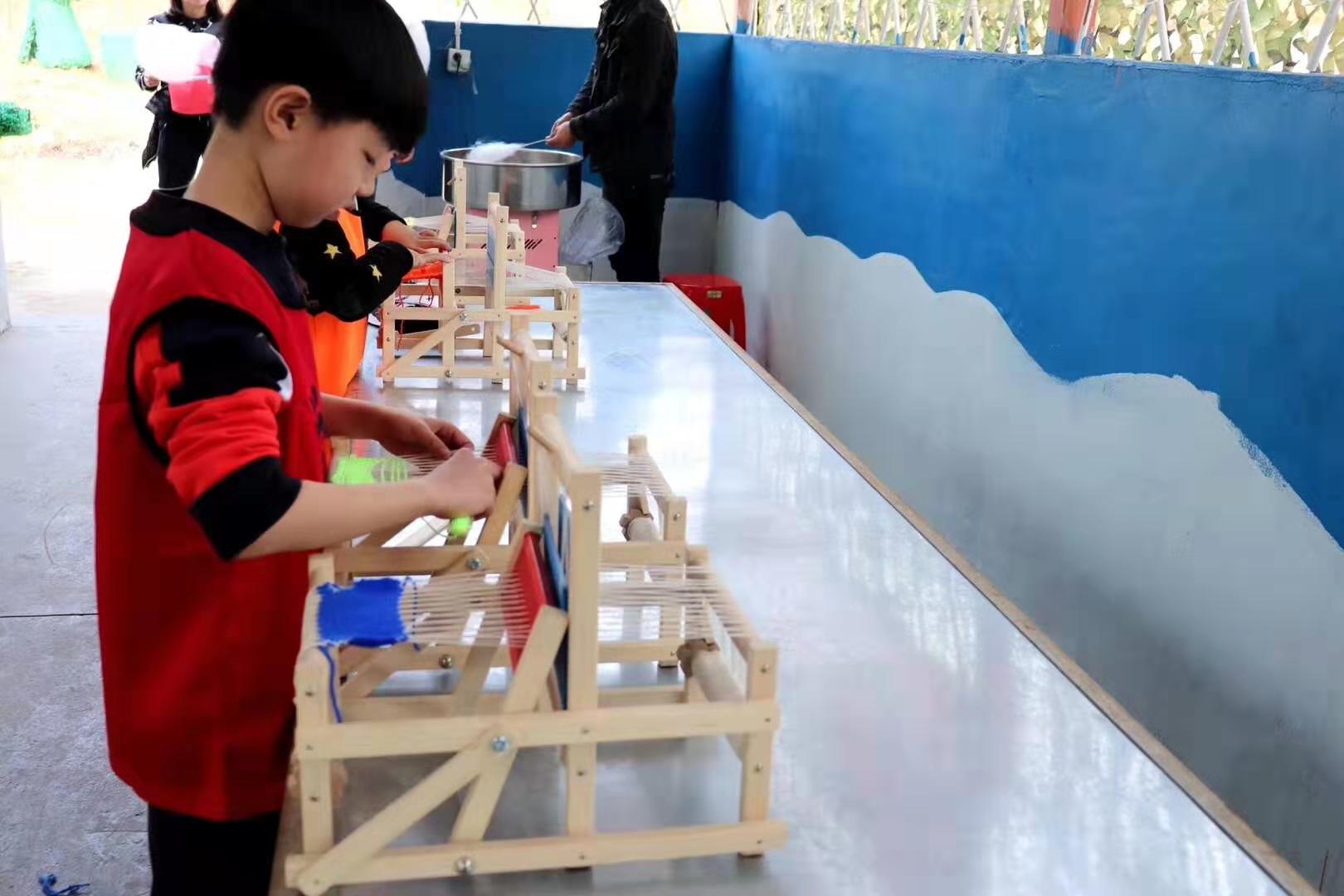 武汉学生户外春游