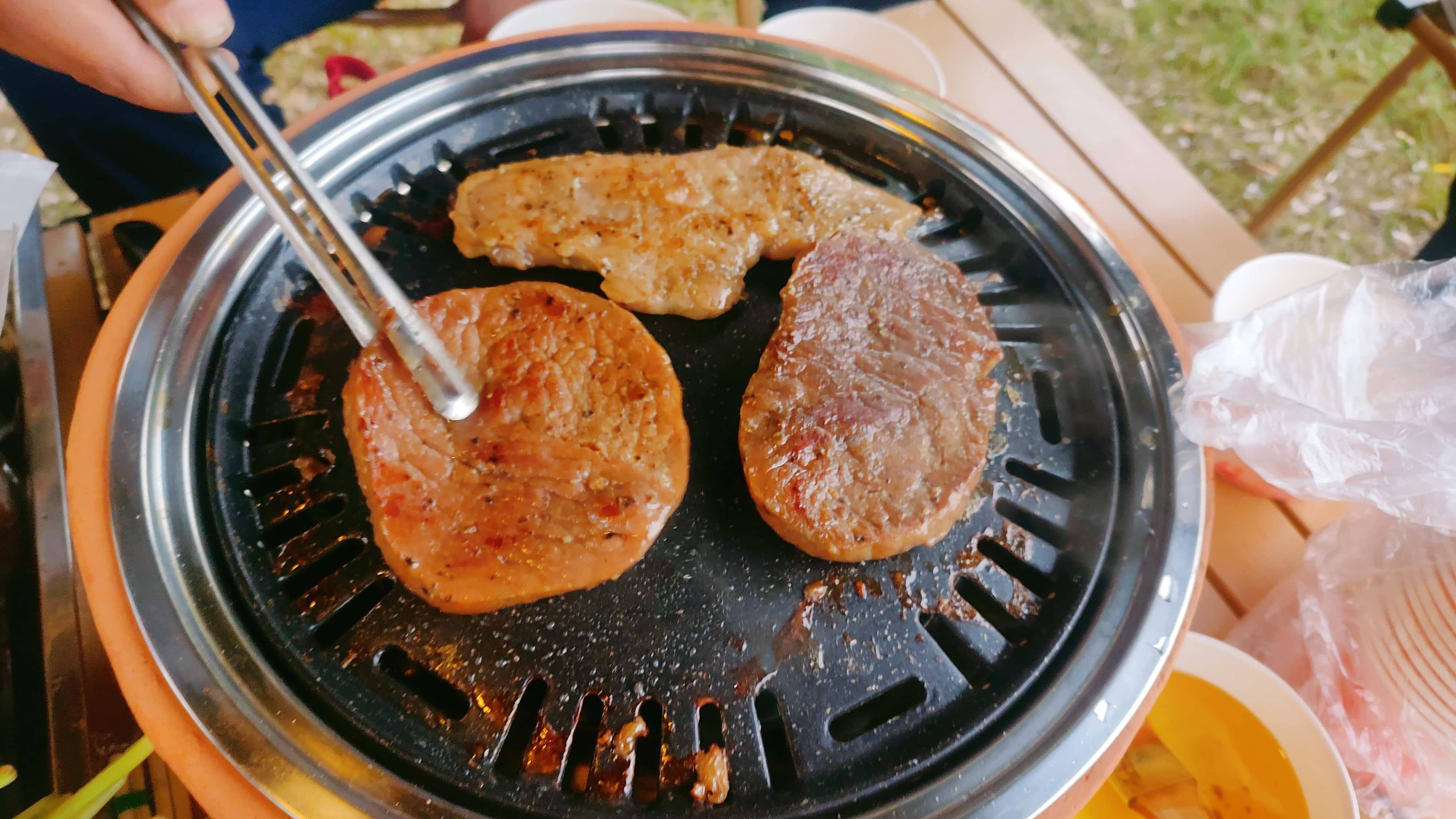 户外烧烤露营